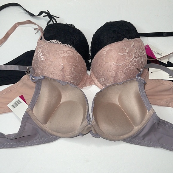 Bundle 3 Pieces 3 Hooks Super Push Up Extreme Double Padded Bombshell Bra. NWT - Picture 1 of 12